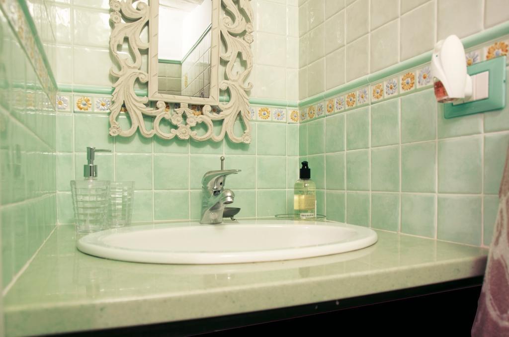 Casa Tonia San Cesareo Daire Sorrento Oda fotoğraf